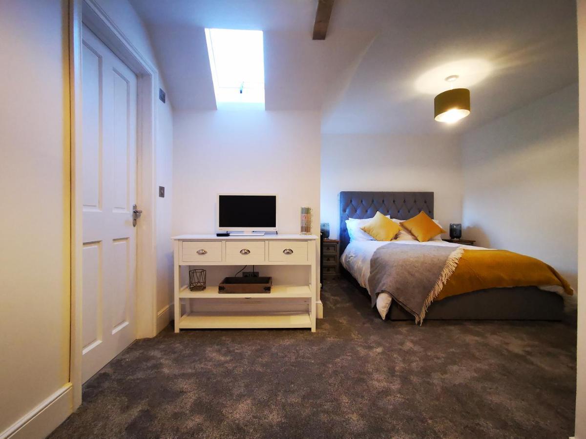 Redbrook Farm Bnb - Gateway To The New Forest Фордингбридж Экстерьер фото
