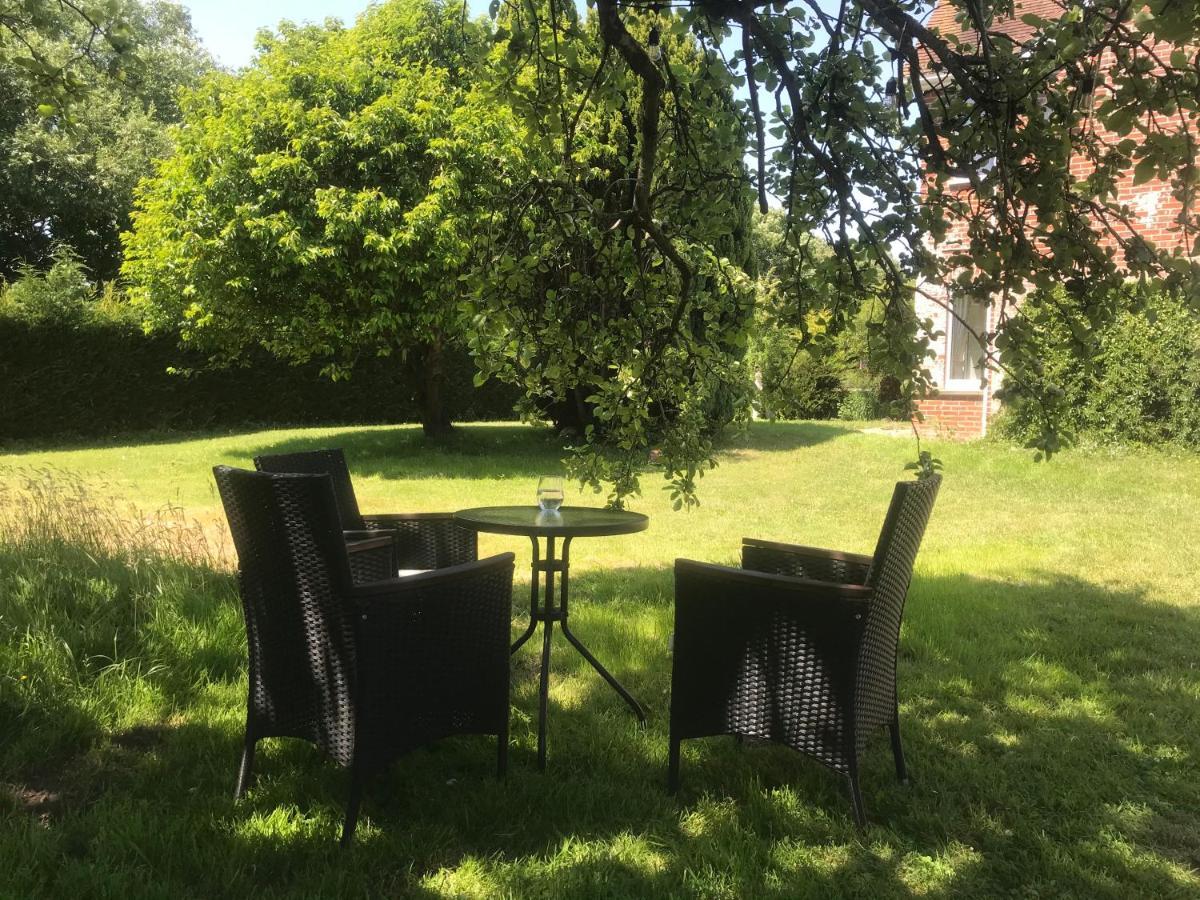 Redbrook Farm Bnb - Gateway To The New Forest Фордингбридж Экстерьер фото