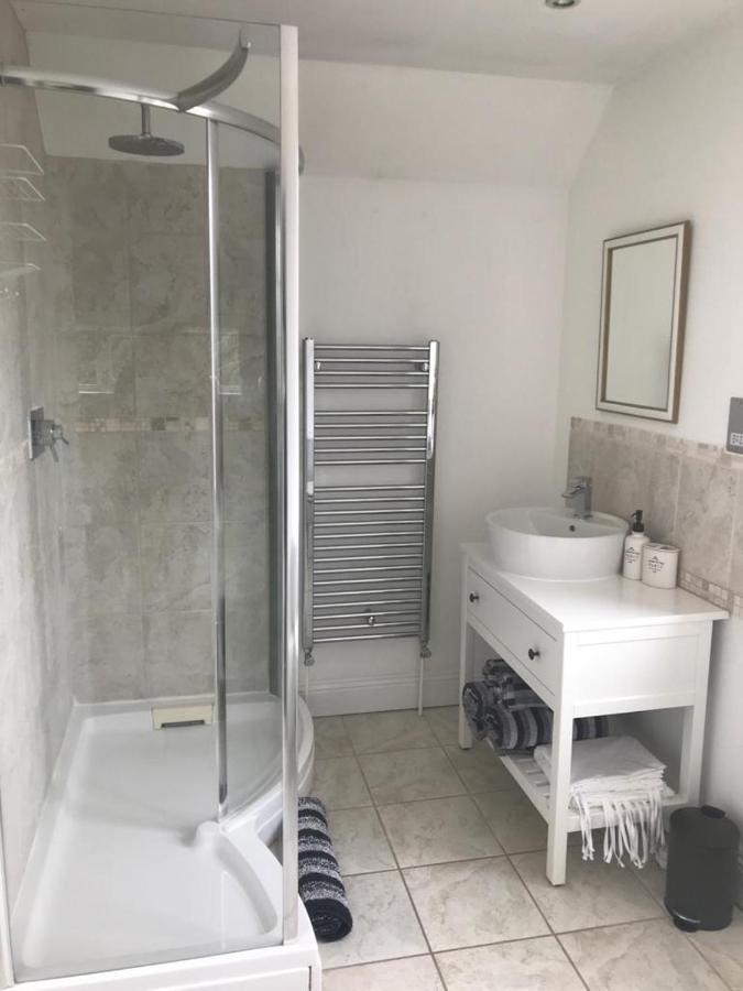 Redbrook Farm Bnb - Gateway To The New Forest Фордингбридж Экстерьер фото