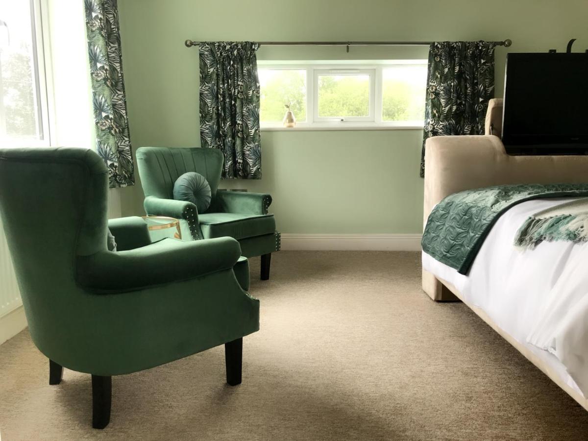 Redbrook Farm Bnb - Gateway To The New Forest Фордингбридж Экстерьер фото