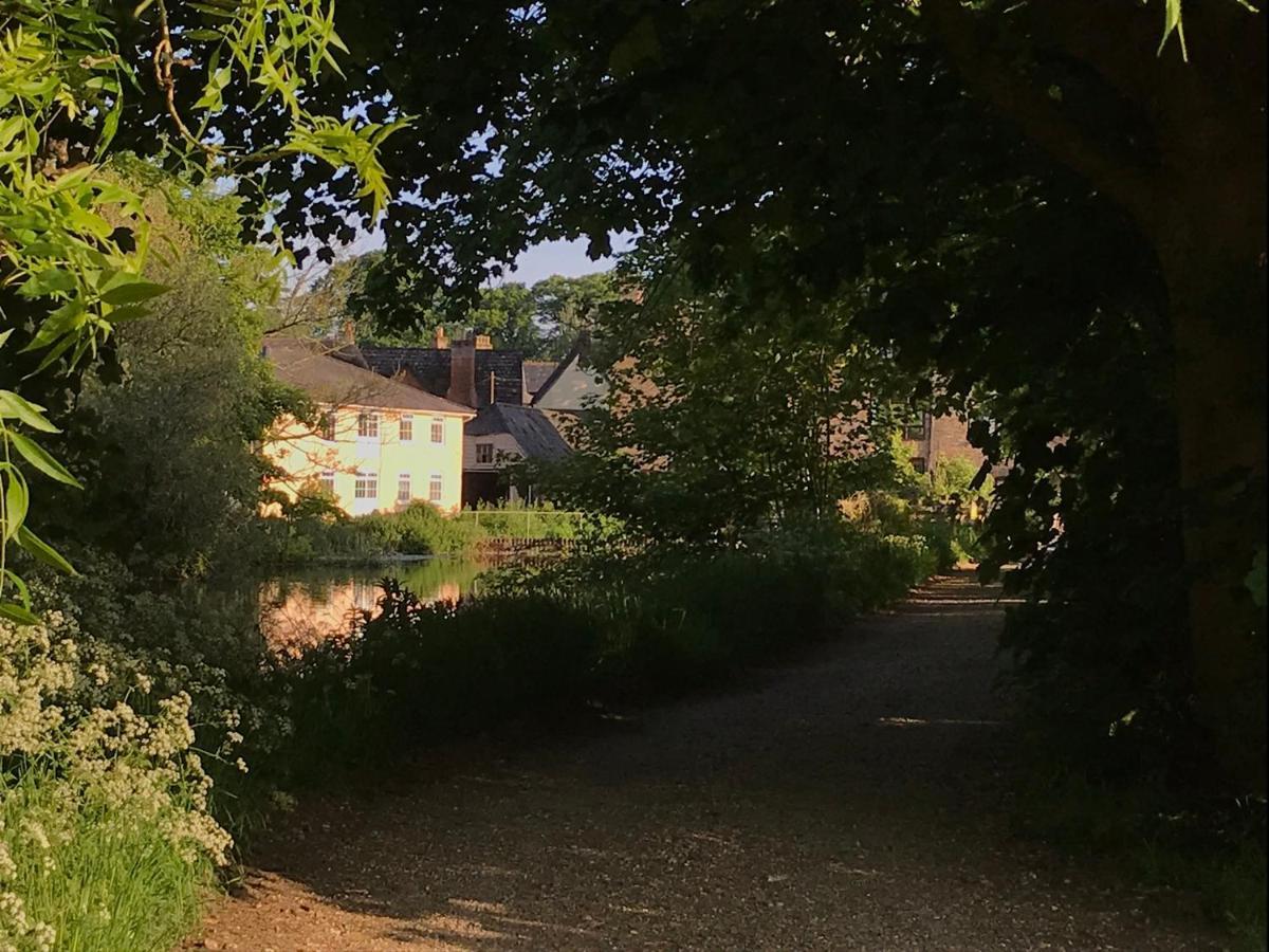Redbrook Farm Bnb - Gateway To The New Forest Фордингбридж Экстерьер фото